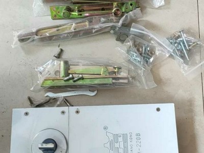 南京钢化玻璃门图2